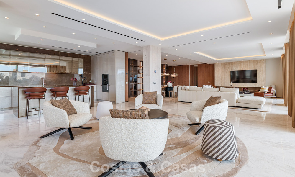 Vivienda de diseño de alta gama, lista para entrar a vivir, en un complejo tipo resort de lujo en la Milla de Oro de Marbella 782762
