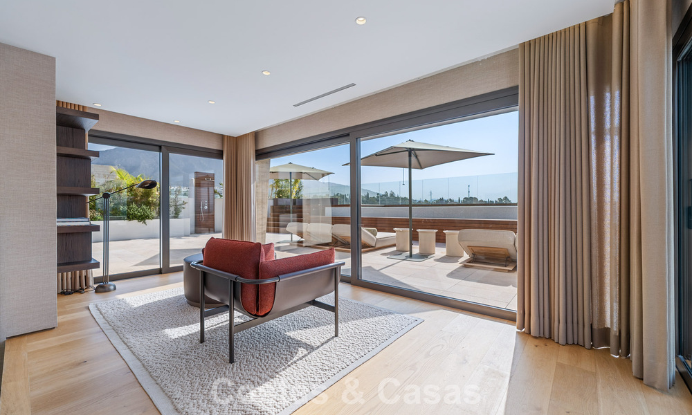 Vivienda de diseño de alta gama, lista para entrar a vivir, en un complejo tipo resort de lujo en la Milla de Oro de Marbella 782763