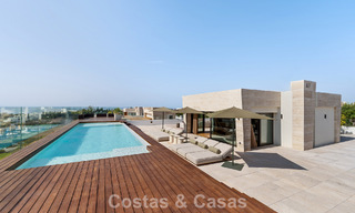 Vivienda de diseño de alta gama, lista para entrar a vivir, en un complejo tipo resort de lujo en la Milla de Oro de Marbella 782781 