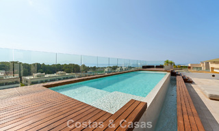 Vivienda de diseño de alta gama, lista para entrar a vivir, en un complejo tipo resort de lujo en la Milla de Oro de Marbella 782782 