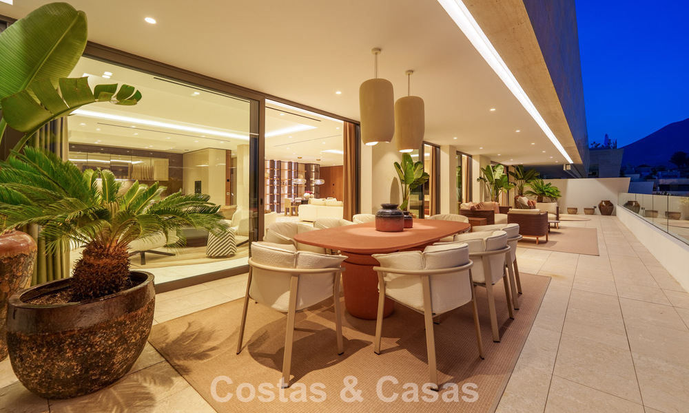 Vivienda de diseño de alta gama, lista para entrar a vivir, en un complejo tipo resort de lujo en la Milla de Oro de Marbella 782788