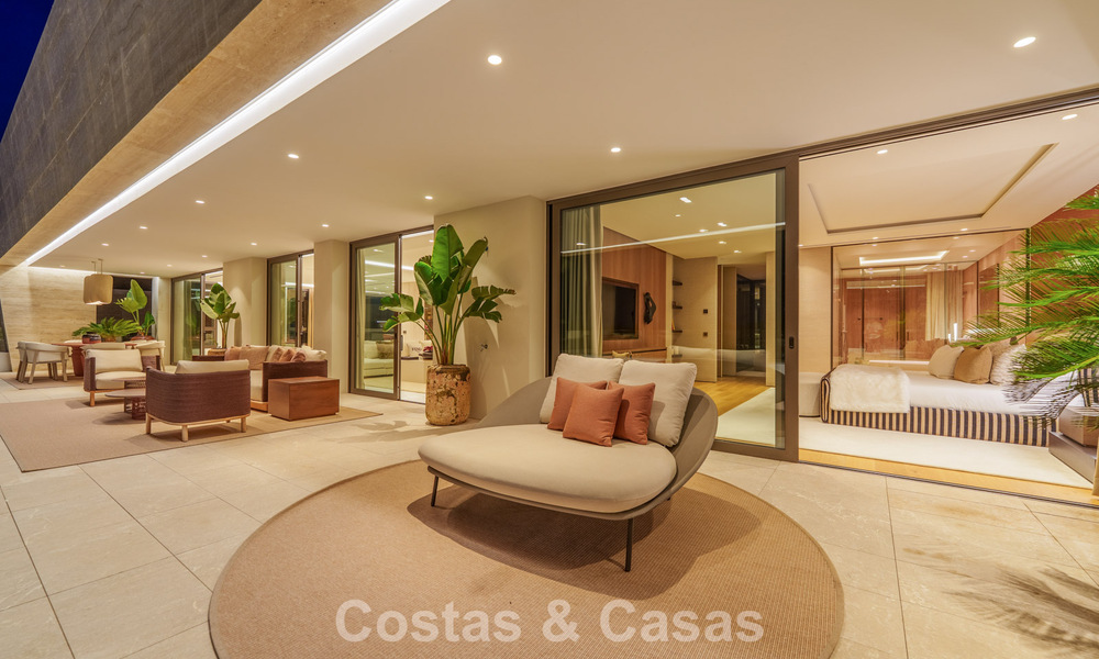 Vivienda de diseño de alta gama, lista para entrar a vivir, en un complejo tipo resort de lujo en la Milla de Oro de Marbella 782793