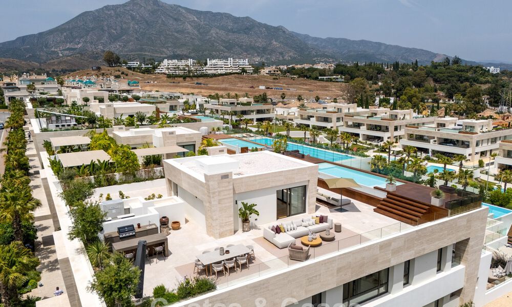 Vivienda de diseño de alta gama, lista para entrar a vivir, en un complejo tipo resort de lujo en la Milla de Oro de Marbella 782798