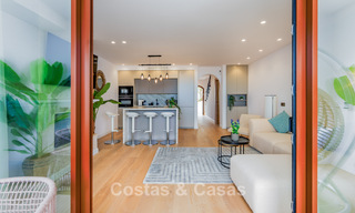 Espaciosa casa adosada de 3 dormitorios, lista para entrar a vivir, con vistas al golf y al mar en venta en Marbella - Benahavís 782985 