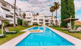 Espaciosa casa adosada de 3 dormitorios, lista para entrar a vivir, con vistas al golf y al mar en venta en Marbella - Benahavís 782989 