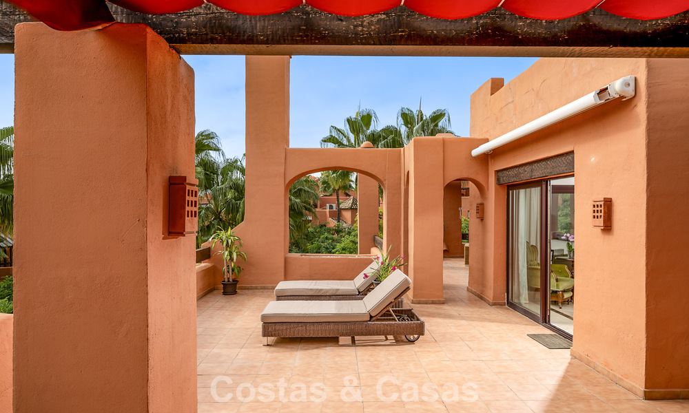 Excepcional ático dúplex en venta, a un paso de Puerto Banús en Nueva Andalucía, Marbella 783043