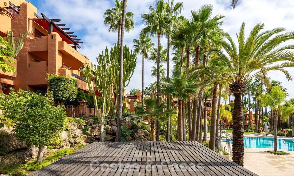 Excepcional ático dúplex en venta, a un paso de Puerto Banús en Nueva Andalucía, Marbella 783058