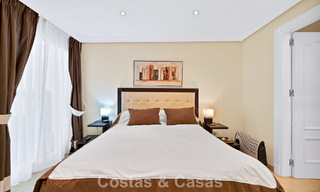 Apartamento en planta baja en venta en un complejo en primera línea de playa en la Nueva Milla de Oro, Marbella - Estepona 783673 