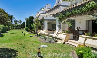 Apartamento en planta baja en venta en un complejo en primera línea de playa en la Nueva Milla de Oro, Marbella - Estepona 783698 