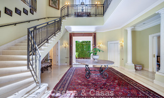Villa clásica de lujo mediterránea en venta a un paso de la playa en Los Monteros, al este del centro de Marbella 783749 