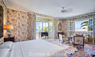 Villa clásica de lujo mediterránea en venta a un paso de la playa en Los Monteros, al este del centro de Marbella 783770 
