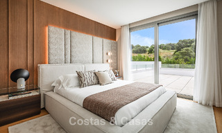 Elegante villa moderna de 5 dormitorios en venta en la Nueva Milla de Oro, entre Marbella y Estepona 783778 
