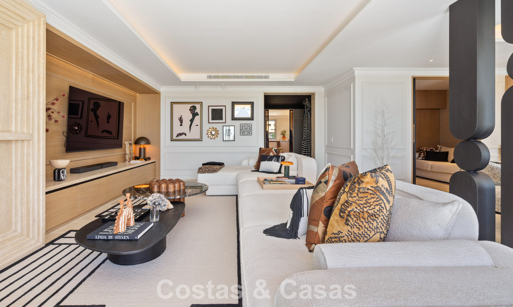 Ático dúplex de lujo con un interior galardonado en venta en Los Flamingos Golf Resort en Benahavís - Marbella 782831