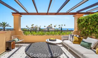 Ático dúplex de lujo con un interior galardonado en venta en Los Flamingos Golf Resort en Benahavís - Marbella 782835 