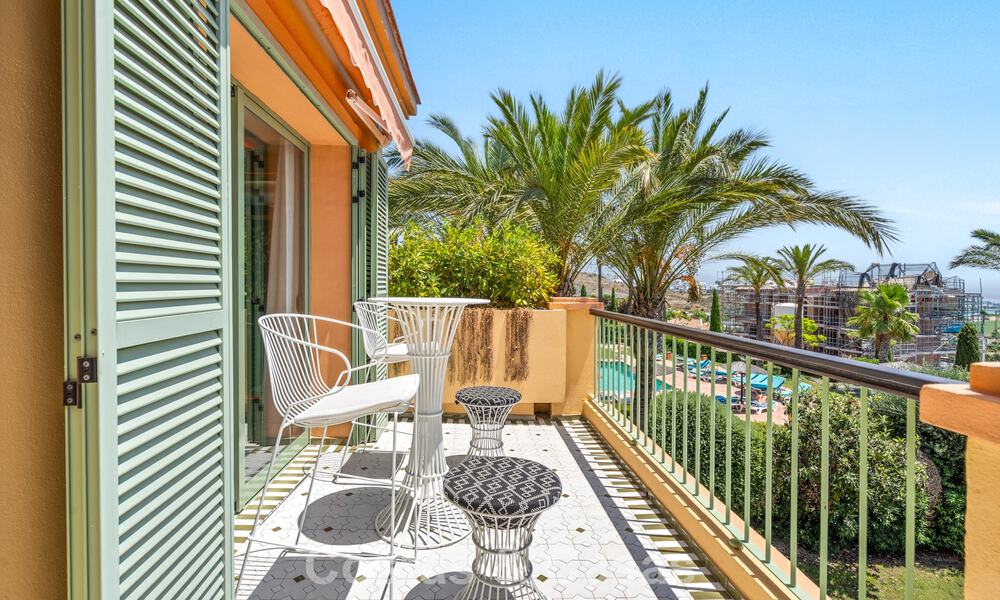 Ático dúplex de lujo con un interior galardonado en venta en Los Flamingos Golf Resort en Benahavís - Marbella 782836