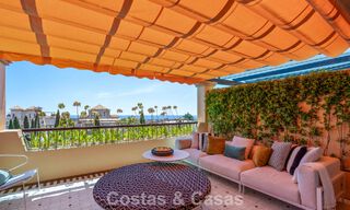 Ático dúplex de lujo con un interior galardonado en venta en Los Flamingos Golf Resort en Benahavís - Marbella 782848 