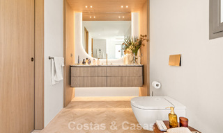 Ático dúplex de lujo con un interior galardonado en venta en Los Flamingos Golf Resort en Benahavís - Marbella 782849 