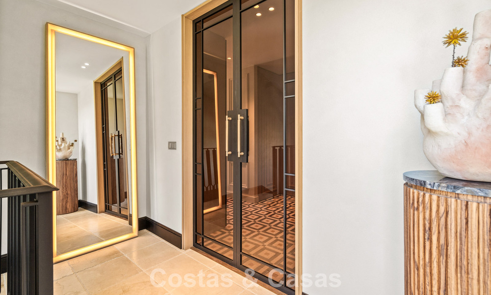 Ático dúplex de lujo con un interior galardonado en venta en Los Flamingos Golf Resort en Benahavís - Marbella 782862