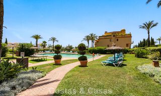 Ático dúplex de lujo con un interior galardonado en venta en Los Flamingos Golf Resort en Benahavís - Marbella 782869 