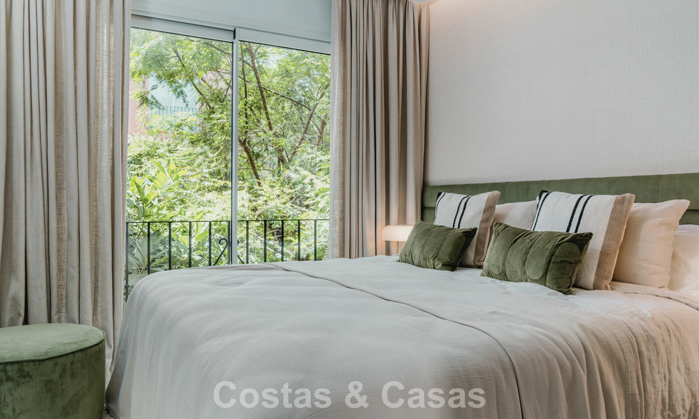 Apartamento moderno, con impresionantes vistas al mar, en venta a pocos pasos de la playa en la Milla de Oro de Marbella 783805