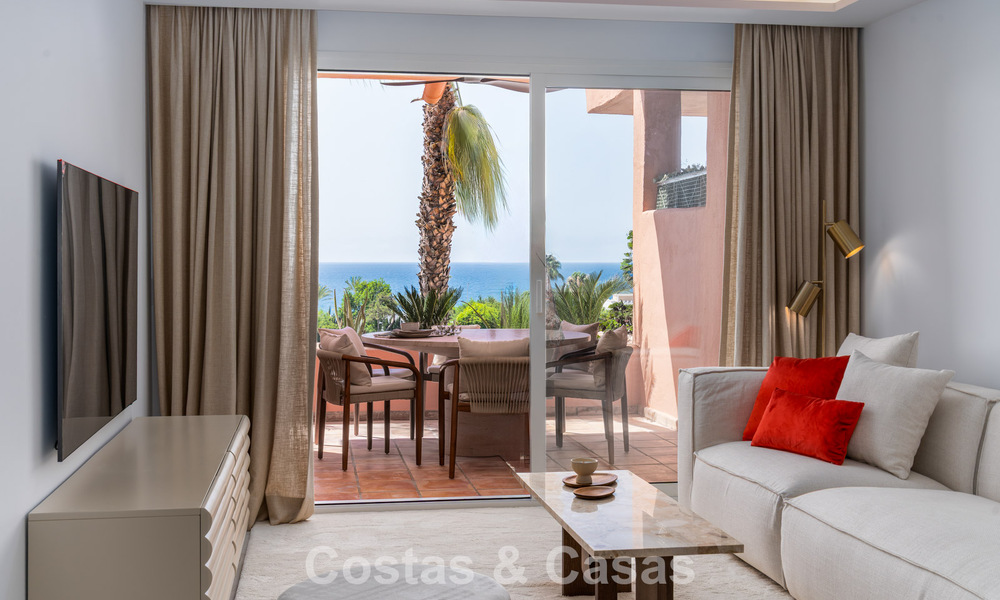 Apartamento moderno, con impresionantes vistas al mar, en venta a pocos pasos de la playa en la Milla de Oro de Marbella 783814