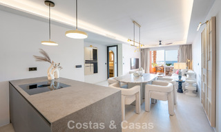 Apartamento moderno, con impresionantes vistas al mar, en venta a pocos pasos de la playa en la Milla de Oro de Marbella 783815 