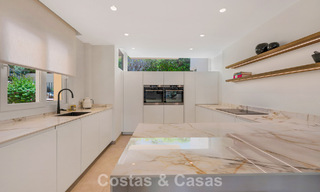 Preciosa casa adosada reformada en venta en una urbanización cerrada en La Quinta, Marbella - Benahavís 783830 