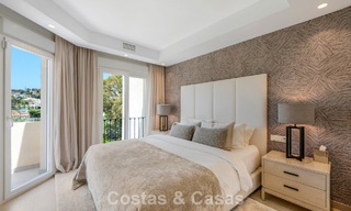 Preciosa casa adosada reformada en venta en una urbanización cerrada en La Quinta, Marbella - Benahavís 783846 
