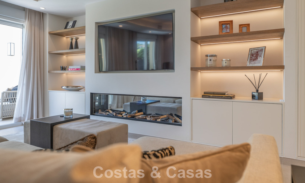 Preciosa casa adosada reformada en venta en una urbanización cerrada en La Quinta, Marbella - Benahavís 783859