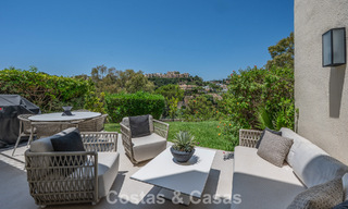 Preciosa casa adosada reformada en venta en una urbanización cerrada en La Quinta, Marbella - Benahavís 783860 