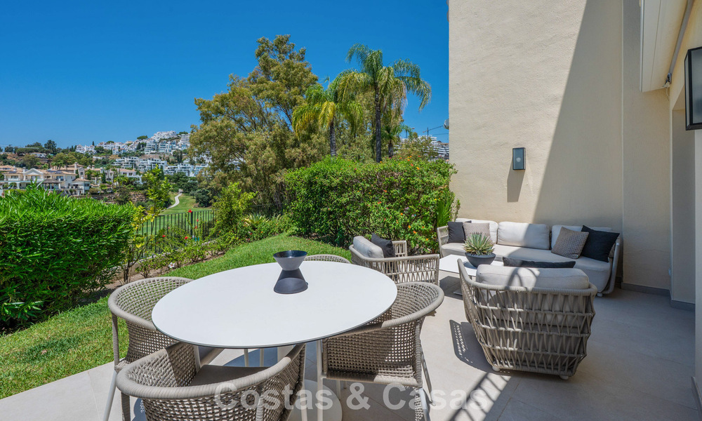 Preciosa casa adosada reformada en venta en una urbanización cerrada en La Quinta, Marbella - Benahavís 783862