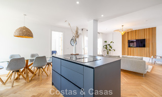 ¡Oportunidad! Ático de lujo de 3 dormitorios con vistas panorámicas al mar en venta en el Valle del Golf de Nueva Andalucía, Marbella 783323 