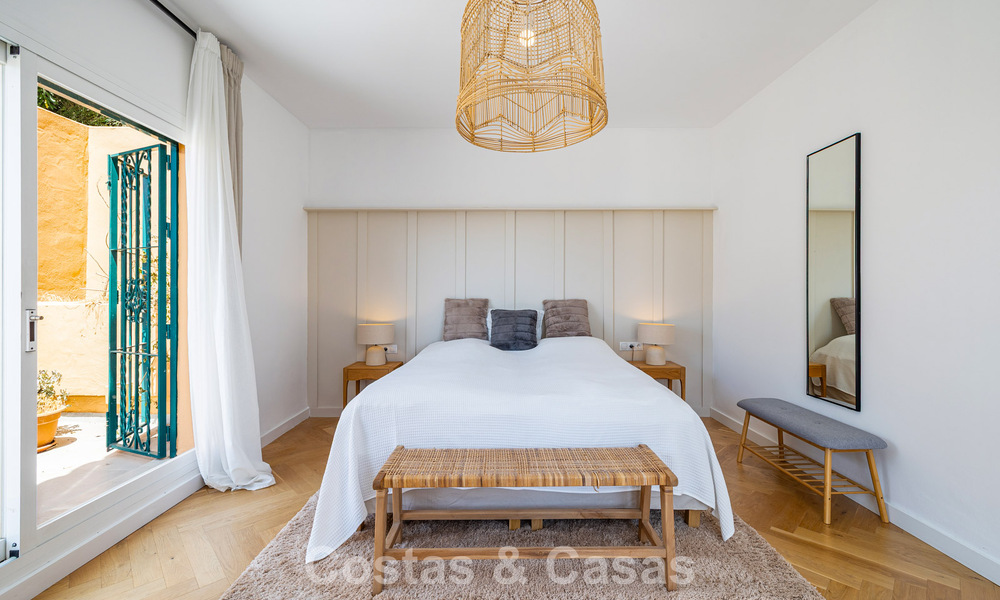 ¡Oportunidad! Ático de lujo de 3 dormitorios con vistas panorámicas al mar en venta en el Valle del Golf de Nueva Andalucía, Marbella 783342