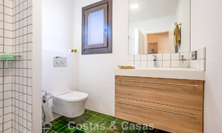 Villa de lujo de una sola planta, lista para entrar a vivir, en venta en primera línea de golf en un resort líder en Mijas, Costa del Sol 783921 