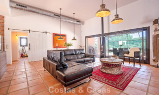 Villa de lujo de una sola planta, lista para entrar a vivir, en venta en primera línea de golf en un resort líder en Mijas, Costa del Sol 783936 