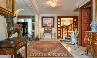 Villa clásica de estilo mediterráneo en venta a un paso del centro de Marbella 784006 