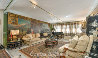 Villa clásica de estilo mediterráneo en venta a un paso del centro de Marbella 784007 