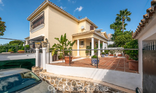 Villa clásica de estilo mediterráneo en venta a un paso del centro de Marbella 784040 