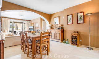 Amplio apartamento en planta baja en un complejo cerrado a un paso de la playa y Puerto Banús, Marbella 783903 