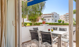 Amplio apartamento en planta baja en un complejo cerrado a un paso de la playa y Puerto Banús, Marbella 783908 