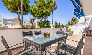 Amplio apartamento en planta baja en un complejo cerrado a un paso de la playa y Puerto Banús, Marbella 783910 