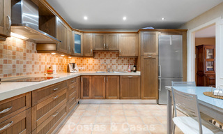 Amplio apartamento en planta baja en un complejo cerrado a un paso de la playa y Puerto Banús, Marbella 783913 