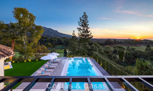 Lujosa y moderna villa mediterránea en venta, en primera línea de Aloha Golf, en el Valle del Golf de Nueva Andalucía, Marbella 784078