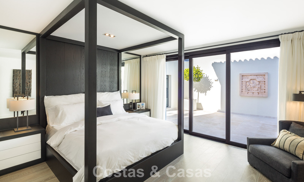 Lujosa y moderna villa mediterránea en venta, en primera línea de Aloha Golf, en el Valle del Golf de Nueva Andalucía, Marbella 784088