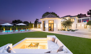 Lujosa y moderna villa mediterránea en venta, en primera línea de Aloha Golf, en el Valle del Golf de Nueva Andalucía, Marbella 784100 