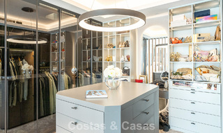 Villa de lujo modernizada y lista para entrar a vivir en venta en el corazón de Nueva Andalucía, Marbella 784104 