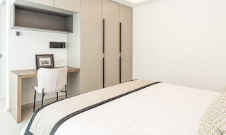 Villa de lujo modernizada y lista para entrar a vivir en venta en el corazón de Nueva Andalucía, Marbella 784138 