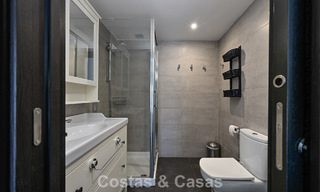 Exclusivo ático con vistas panorámicas en venta en el corazón de Puerto Banús, Marbella 784200 
