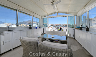 Exclusivo ático con vistas panorámicas en venta en el corazón de Puerto Banús, Marbella 784205 