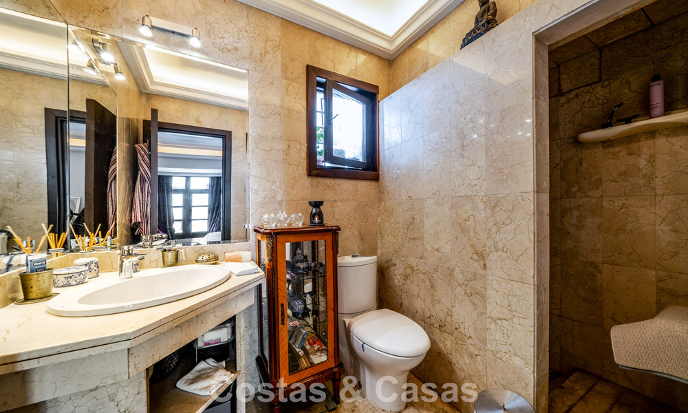 Amplio apartamento dúplex en venta con impresionantes vistas, en primera línea del puerto deportivo de Puerto Banús, Marbella 784162